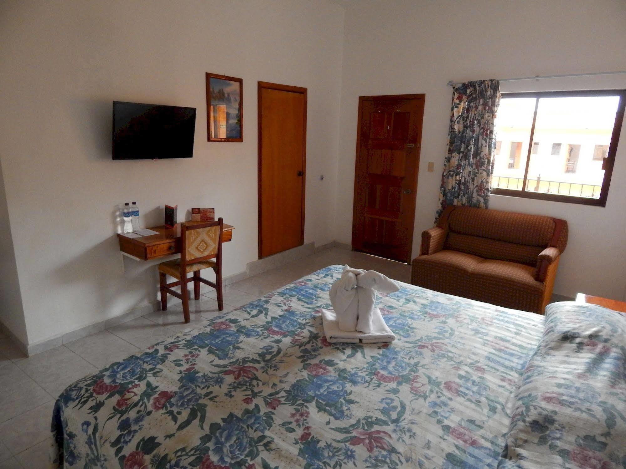 Hotel Arcos Del Parque Acayucan Εξωτερικό φωτογραφία