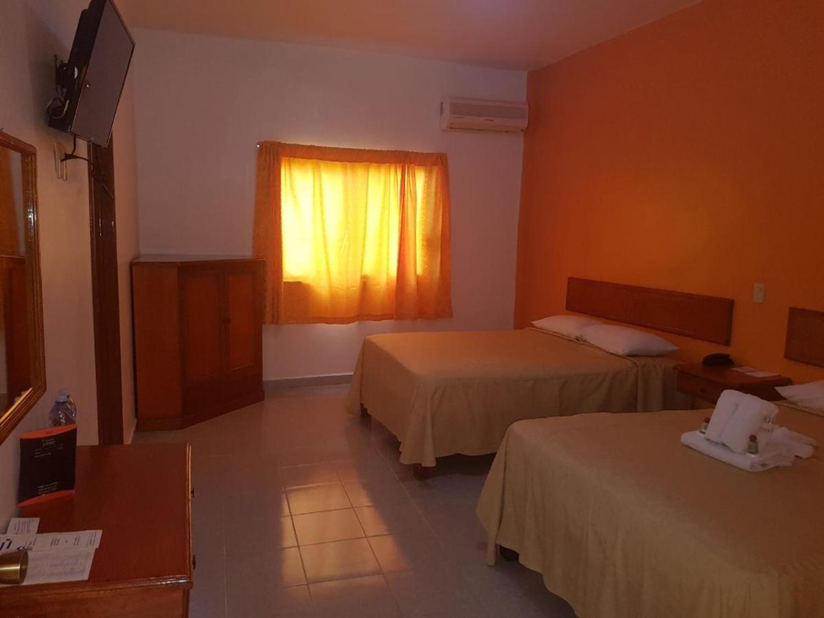 Hotel Arcos Del Parque Acayucan Εξωτερικό φωτογραφία